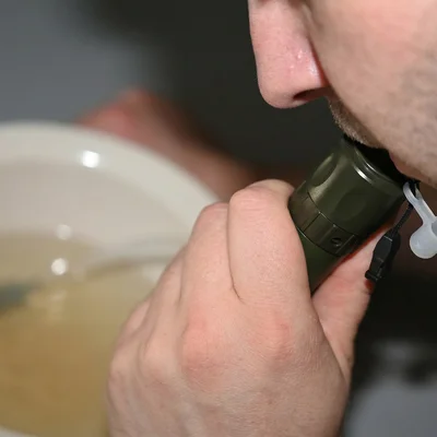 Filtru de apă portabil